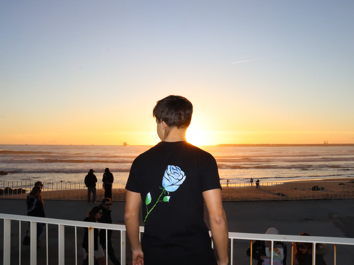 Black T-Shirt Rose Model