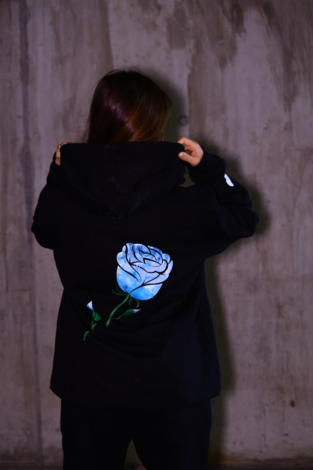 Black Hoodie Frozen Rose